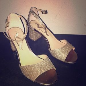 Enrica open toe gold sandal